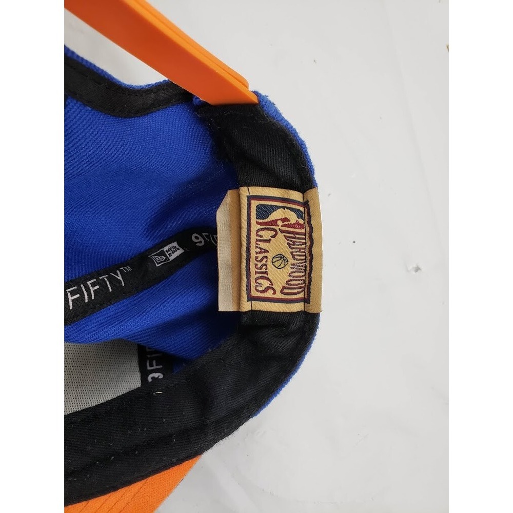 New York Knicks NBA New Era Snapback 9Fifty Cap Hat - Picture 12 of 12